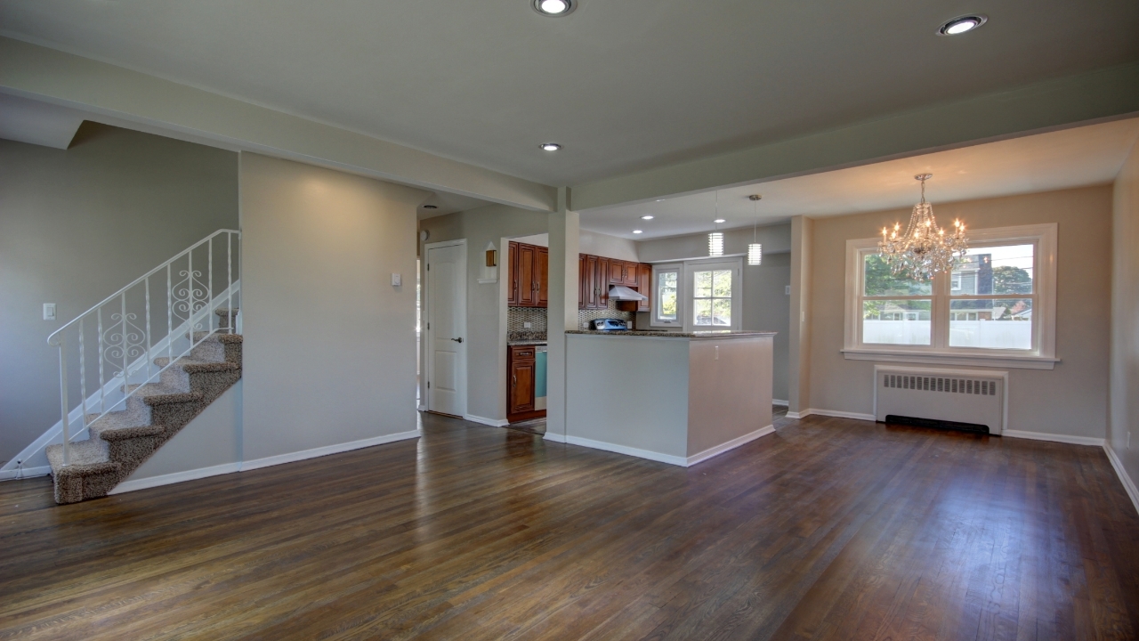 Living Room/Dining Room