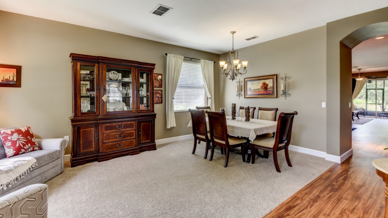 Living Room / Dining Room