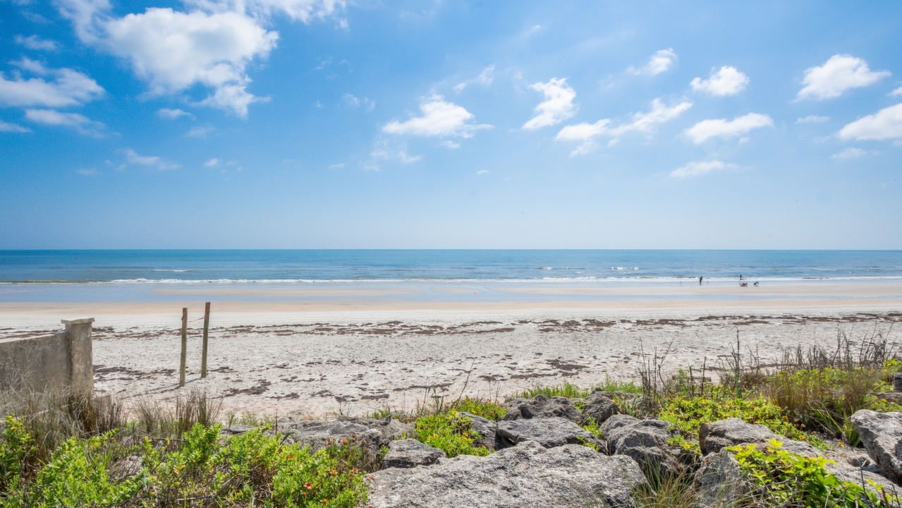 Beachside View