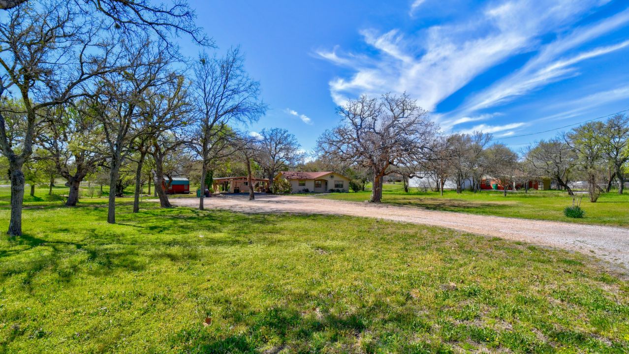 2600 Quail Creek Loop, Kingsland, TX, 78639 Scene 1