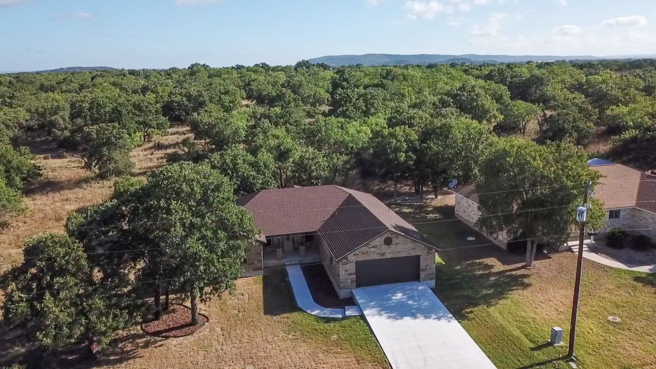 133 Chaumont, Kingsland, TX, 78639 Scene 1