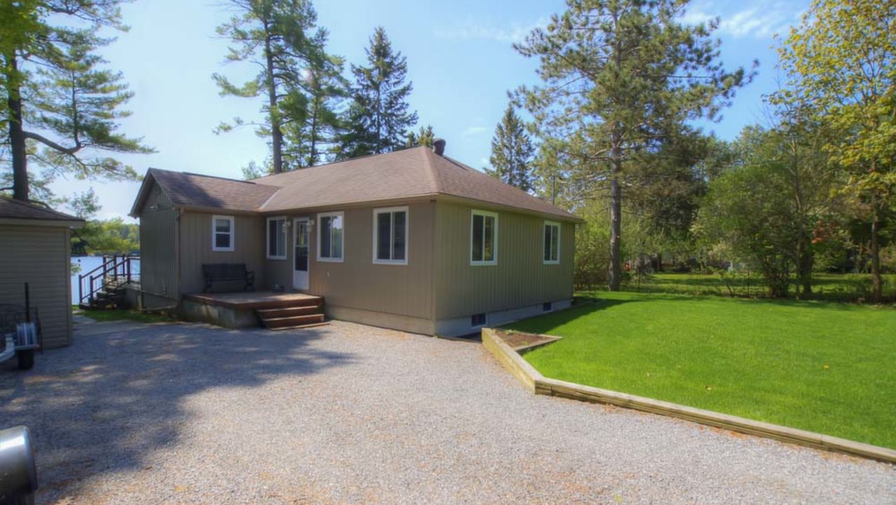 12 Horseshoe Cres, Kawartha Lakes, ON, K0M2B0 Scene 3