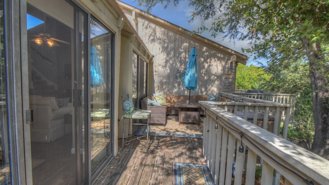 205 Cove West, Horseshoe Bay, TX, 78657 Scene 4