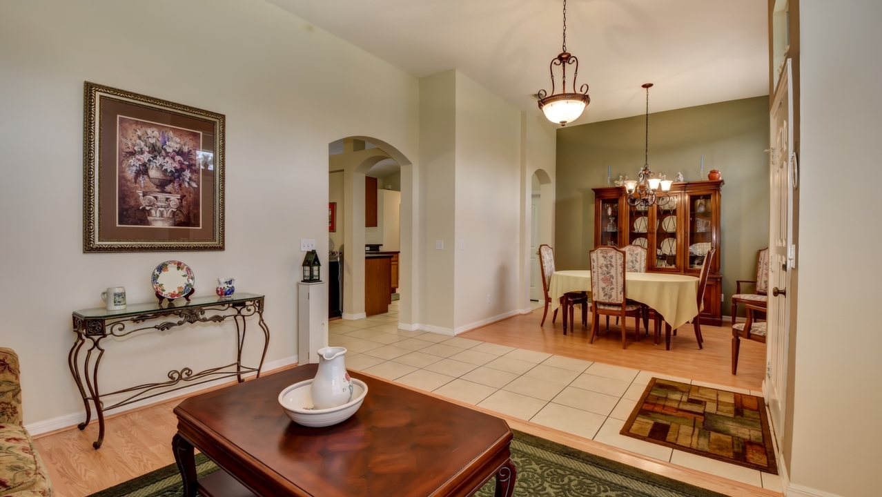 Living Room/Dining Room