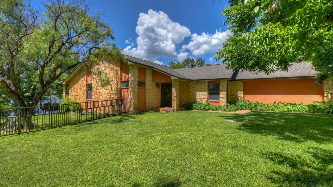 212 Bridge Point, Kingsland, TX, 78639 Scene 2